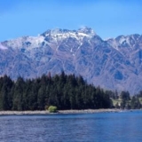 Lake Wakatipu and the mountains